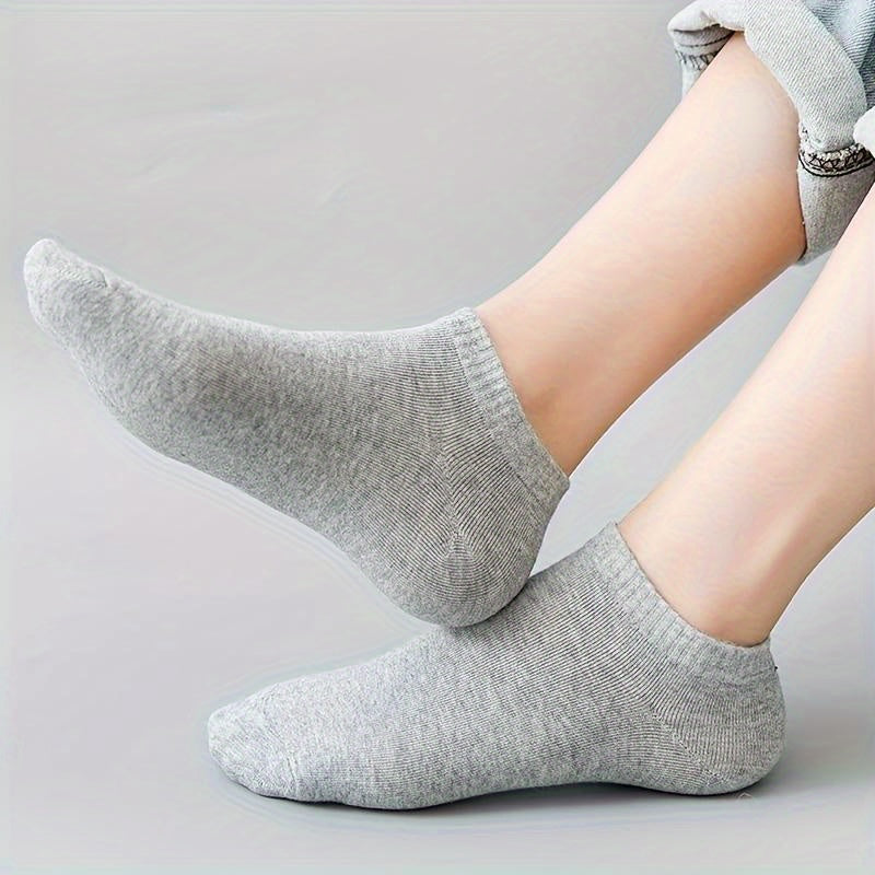10 Pairs Men's Short Crew Socks, Breathable Comfy Casual Socks Simple Fashion Sports Socks For Outdoor Fitness Basketball Running