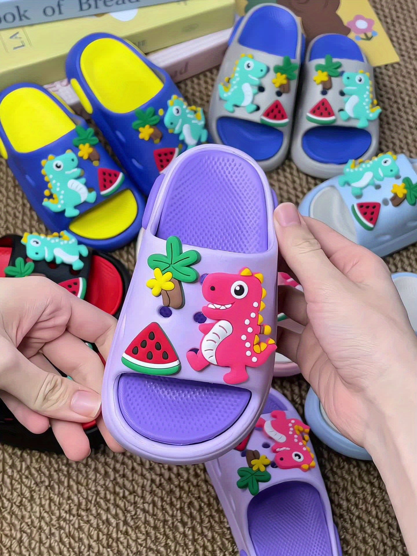 Youngsters's EVA Material Slippers Cartoon Dinosaur Pattern Lightweight, Non-slip Soft and Comfortable for Home Use Indoors and Outdoors Suitable for Youngsters over 10 Months