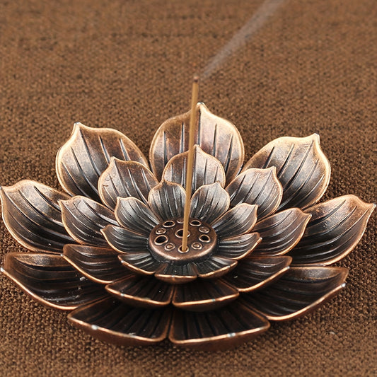 1pc Metal Lotus Incense Holder Centerpiece - Vintage Lotus Flower Design Incense Stick Base for Meditation, Zen Decor, Tabletop Decoration Without Electricity for Various Occasions