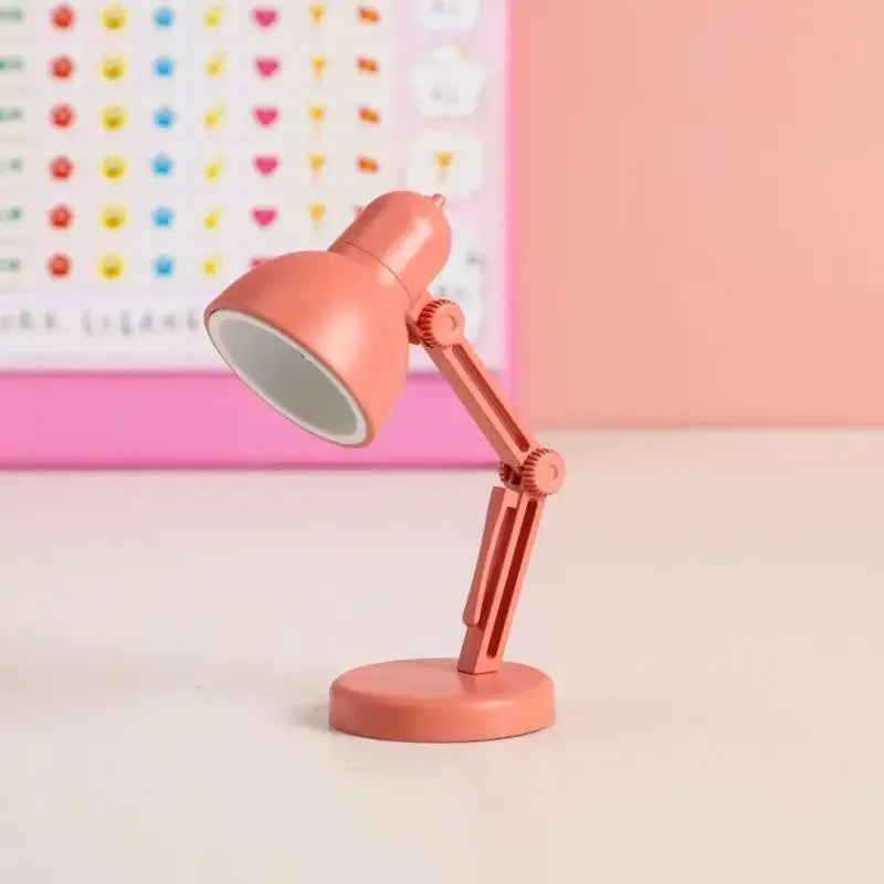 Mini lampe de lecture avec pince, lampe de table LED pliable, veilleuse pour la maison, la chambre, l'ordinateur, les yeux, les voyages, les livres, les appareils électroménagers