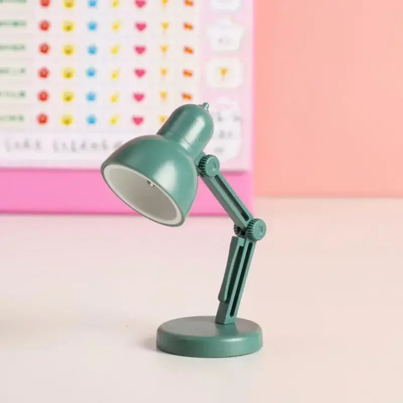 Mini lampe de lecture avec pince, lampe de table LED pliable, veilleuse pour la maison, la chambre, l'ordinateur, les yeux, les voyages, les livres, les appareils électroménagers