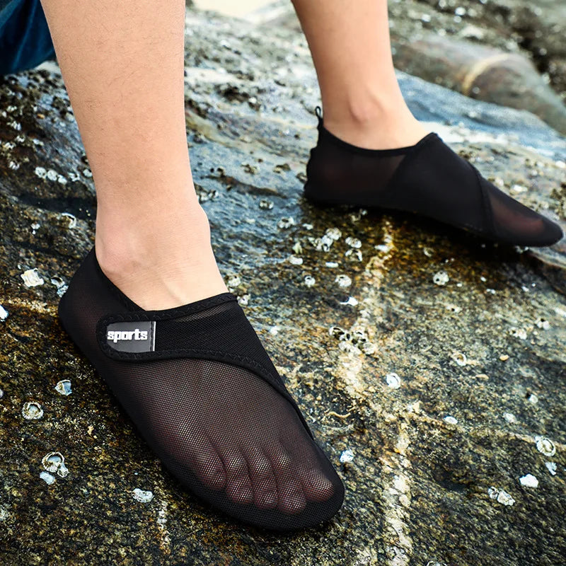 Beach Water Shoes Quick-Drying Swimming Aqua Shoes Seaside Slippers Surf Upstream Light Sports Unisex Flats Water Sneakers