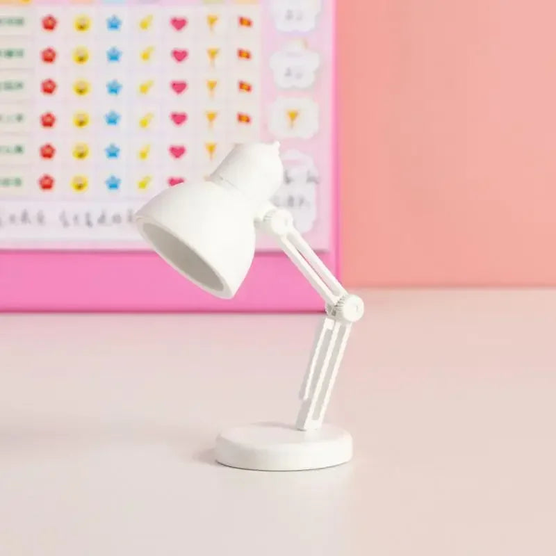 Mini lampe de lecture avec pince, lampe de table LED pliable, veilleuse pour la maison, la chambre, l'ordinateur, les yeux, les voyages, les livres, les appareils électroménagers