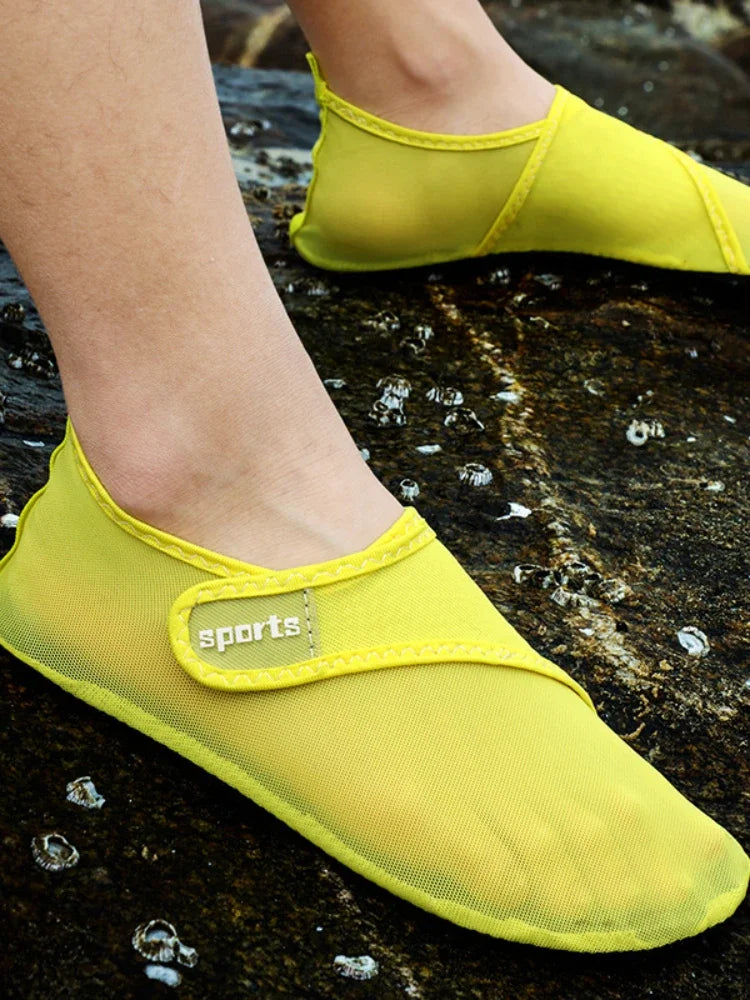 Beach Water Shoes Quick-Drying Swimming Aqua Shoes Seaside Slippers Surf Upstream Light Sports Unisex Flats Water Sneakers